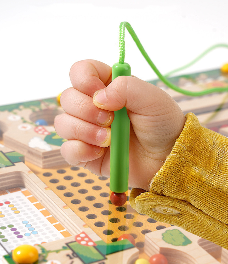 Магнитные игры для сортировки, – обзор и цена Board Game Qwirkle